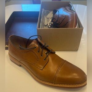 NEW in box Johnston & Murphy Chambliss Cap Toe Oxford size 13